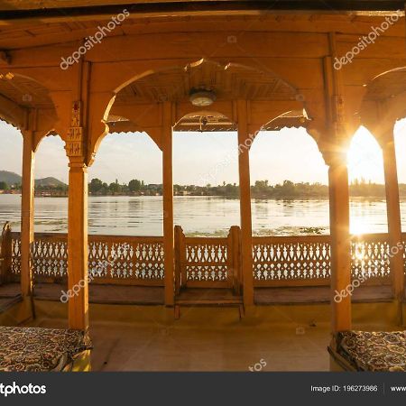 New Bombay Heritage Group Of House Boat Srīnagar 外观 照片