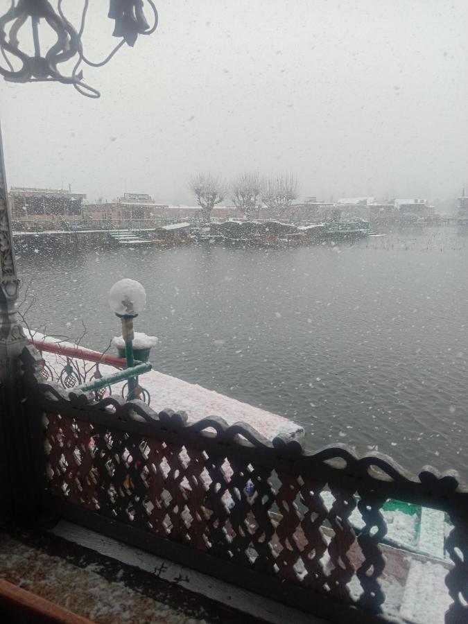 New Bombay Heritage Group Of House Boat Srīnagar 外观 照片